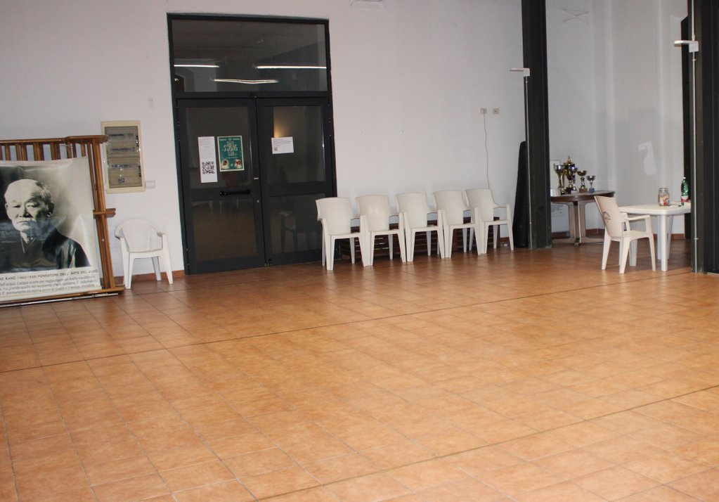 Sala Rossa Dance Studio 63 Scuola di Ballo a Bologna